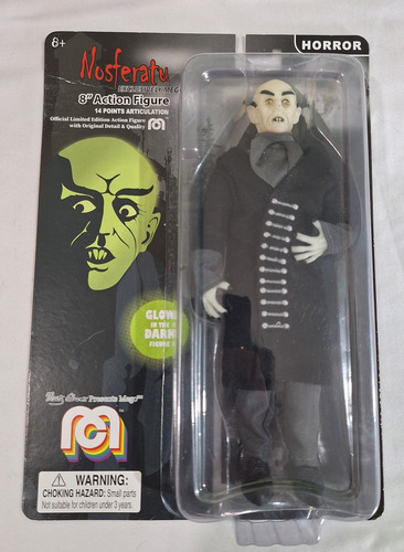 Nosferatu Glows In The Dark (Usado)