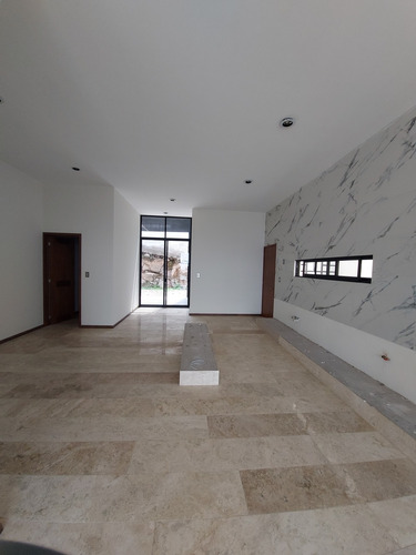 Imagen 4 de 15 de En La Loma Golf Con Vista Casa Nueva