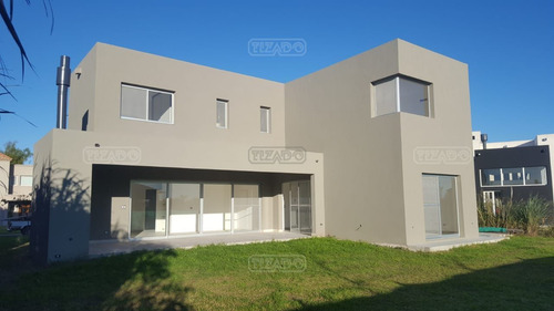 Casa En Venta Ubicado En Barbarita, Zona Norte
