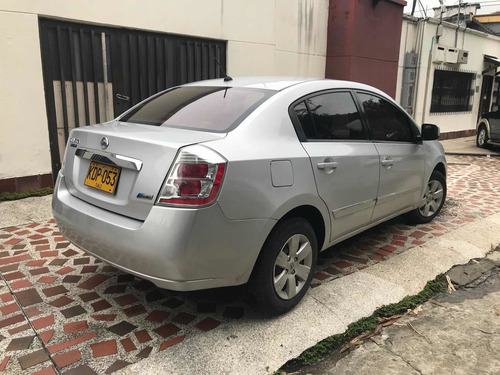 Nissan Sentra 2.0