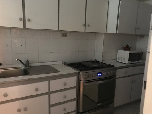 Imagen 4 de 5 de Se Vende Apartamento 85m2 2h/1b/1p Alta Florida 2569