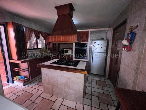 Asg Venta De Acogedora Casa En Valle Lindo Ii, Turmero 23-26019