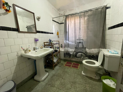 Casa Amplia En Ñuñoa 8d-3b, Con Subterraneo