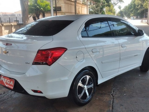 Imagem 3 de 12 de Prisma 1.4 Mpfi Ltz 8v Flex 4p Manual