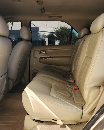 Toyota Fortuner Sr