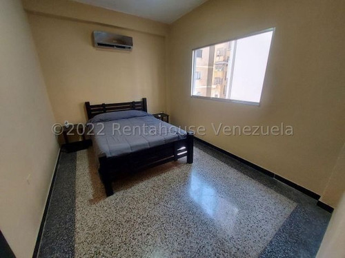 Imagen 6 de 11 de Santa Monica Vende Apartamento Mls #22-24410