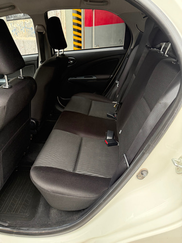 Toyota Etios 1.5 Xs