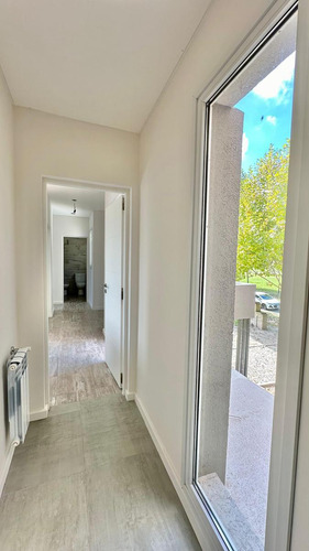Casa En Venta - 4 Dormitorios 3 Baños - Cochera - 1.250mts2 - Haras Del Sur, La Plata