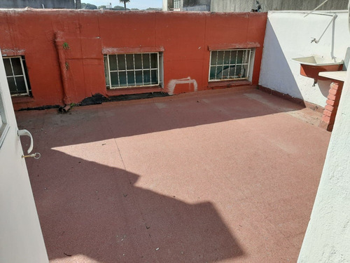 Venta De Cómoda Casa De Cuatro Dormitorios En La Unión