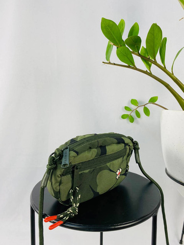 Bolsa Farm Chuchu Florbela Cor Verde