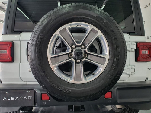 Imagen 8 de 15 de Jeep Wrangler 2018 3.8 V6 Unlimited Sahara Jl 4x4 At