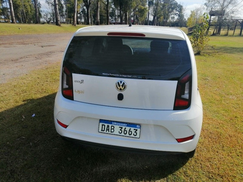 Volkswagen Up! 2018 1.0 Move Up! 75cv