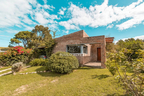 Brisas Del Mar (787)