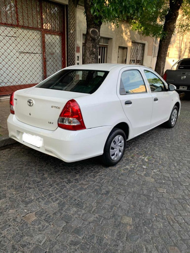 Toyota Etios 1.5 Sedan X 2019