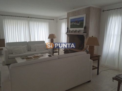 Imagen 2 de 19 de Oportunidad En Zona De Península