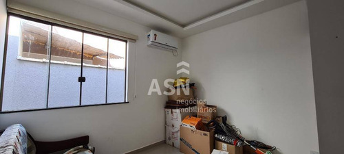 Imagem 12 de 26 de Casa De Alto Padrão Com Arquiterura Moderna, Quintal E Piscina No Jardim Mariléia, Rio Das Ostras - Ca0336