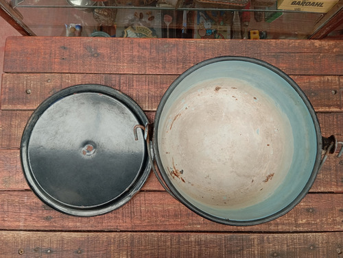 Antigua Olla Caldero Enlozada 5 Litros No Pierde Ref. 881 Celeste (Usado)