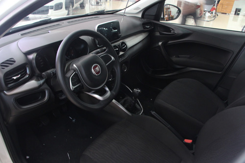 Fiat Cronos Drive 1.3 (flex)