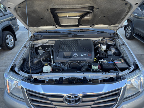 Toyota Hilux Pick-up 3.0 Cd Srv Cuero 4x4 5at - A4