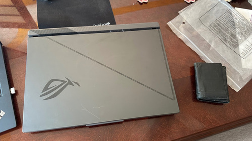 Laptop Gamer Asus Rog Strix 16 2023. (Usado)