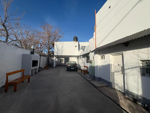 Oportunidad De Inversion, Complejo De 6 Departamentos Para Renta