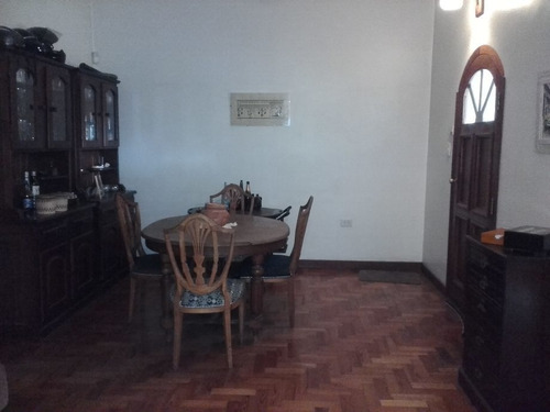 Imagen 3 de 14 de Chalet En Venta Cond En Ituzaingo Norte