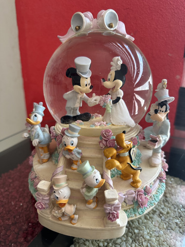 Esfera De Nieve Boda De Mickey Y Minnie (Usado)
