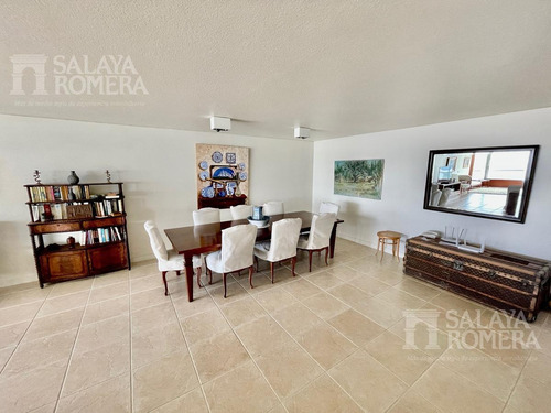Imagen 4 de 18 de Venta 3 Dormitorios Dependencia Playa Brava, Primera Linea. Oportunidad! Ref4914289