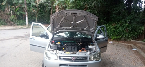 Imagem 9 de 15 de Fiat Siena 2012 1.0 Fire Flex 4p
