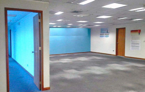 Imagen 13 de 23 de Alquilo Oficina En Piso Alto 385 M2 En Los Palos Grandes 7660