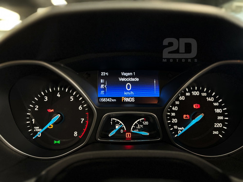 Ford Focus 2.0 TITANIUM FASTBACK 16V FLEX 4P POWERSHIFT
