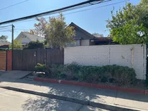 Comprar Hermosa Casa Recién Remodelada, Con Amplios Espacios
