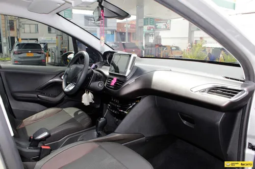 Peugeot 2008 1.6 Active