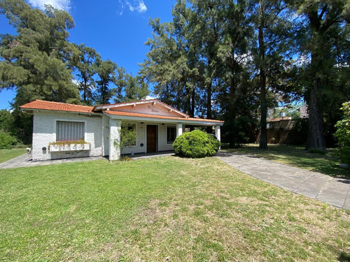 Casa Con Pileta Don Torcuato - 1148 M Lote