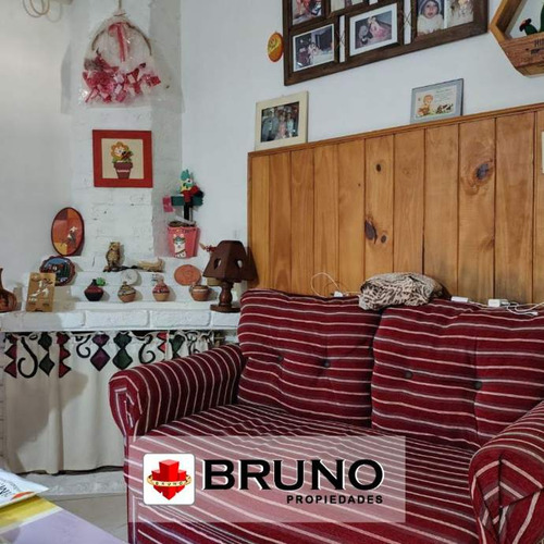 Casa En Venta En Agustin Ferrari