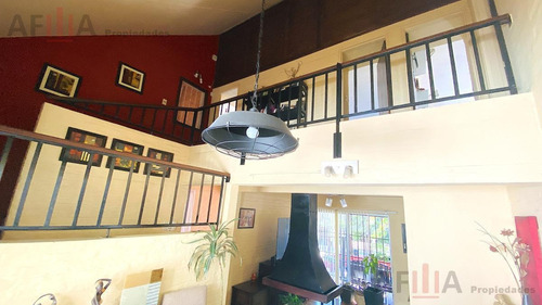 Venta De Casa Tres Dormitorios Con Patio Barbacoa Parque Batlle