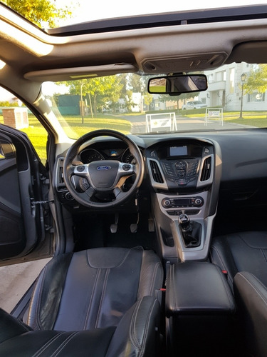 Ford Focus Iii 2.0 Sedan Se Plus Mt 2014