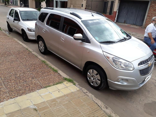 Imagen 10 de 13 de Chevrolet Spin Lt 5 Asientos Año 2013