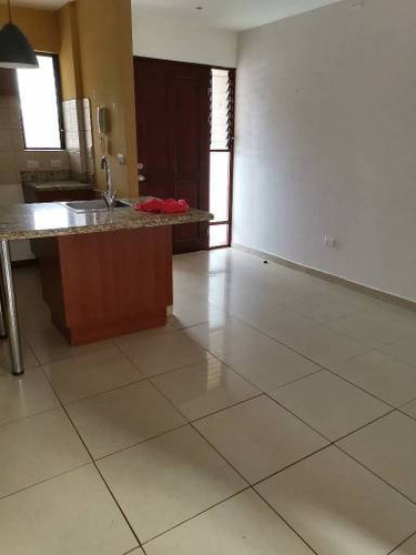 Apartamento En Condominio