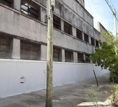 Lote/ Nave Industrial En Venta De 6700m2 Ubicado En Caba . Salida A 3 Calles