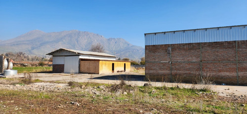Terreno 8500m2 + Bodegas 260 M2 Y Oficinas Los Andes