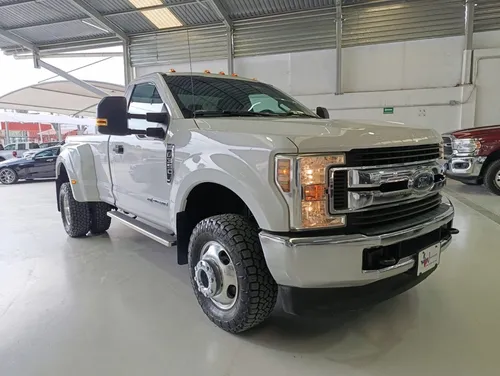 Ford F-350 Dully Cab Sencilla 4x4 Diesel