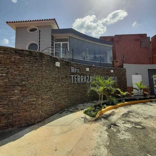Imagen 1 de 14 de Adriana Atienzo Vende | Town House En Obra Gris En Valles De Camoruco (foth-308)