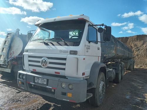 Camión Vw17220 C/ Casamba Randon