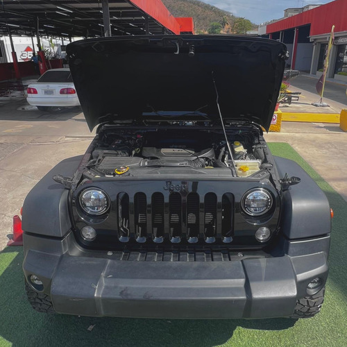 Jeep Rubicon Wrangler Sport