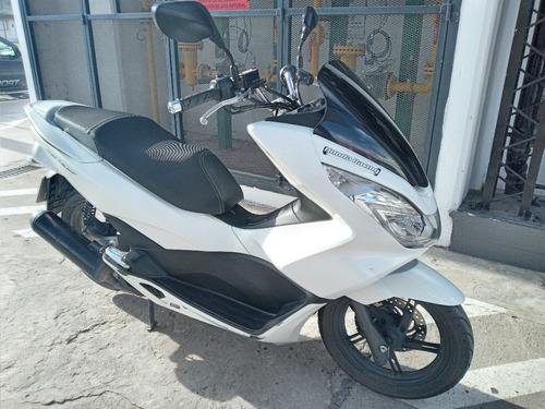 Scooter Honda Pcx 150 Usado Excelente Estado Mod 2017