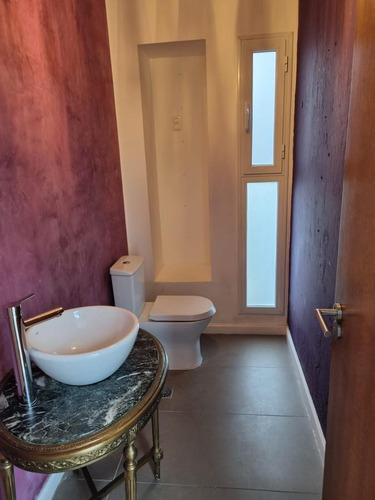 Imagen 8 de 30 de Altos De La Tahona , Casa De 300 M2 Y 1150 M2 De Terreno, 4 Dormitorios, Piscina, Minimalista !!