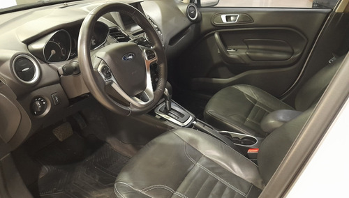 Imagen 10 de 15 de Ford Fiesta Titanium At 2016