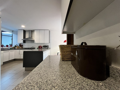 Casa En Venta De 6 . No Perimetral ,sector Craighouse