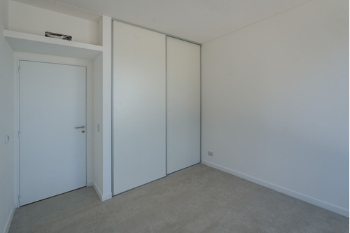 Townhouse En Alquiler En Luciérnagas 5 Ambientes